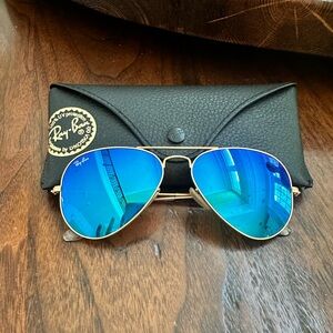 Ray-Ban Aviator Sunglasses (Blue)